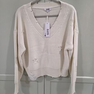 524 America Women's Chalk Distressed V-Neck Sweater M NWT